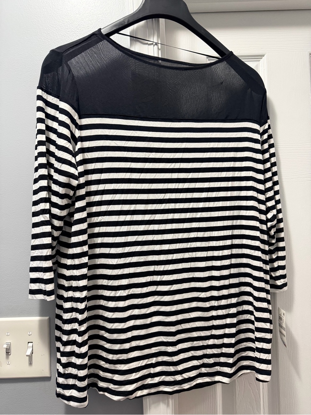 1x Black & White Striped Mesh Yoke long sleeves Top